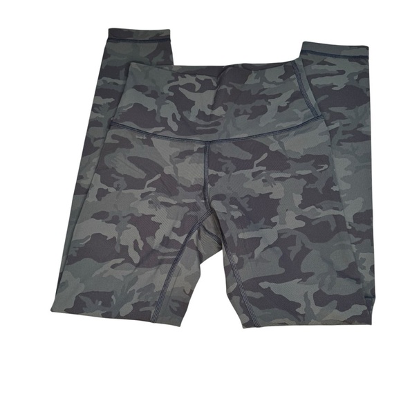Lululemon Wunder Under High-Rise Tight 25" *Full-On Luxtreme Camo Multi Green 4 - Picture 3 of 7